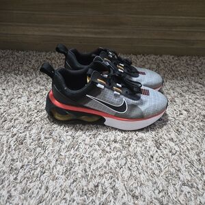 Nike Kids Black and White Sneakers with Red Accents